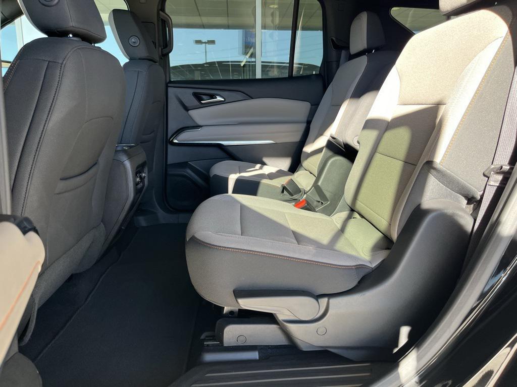 used 2025 Chevrolet Traverse car, priced at $36,464