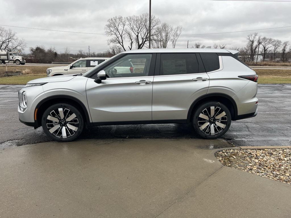 new 2026 Mitsubishi Outlander car, priced at $38,490