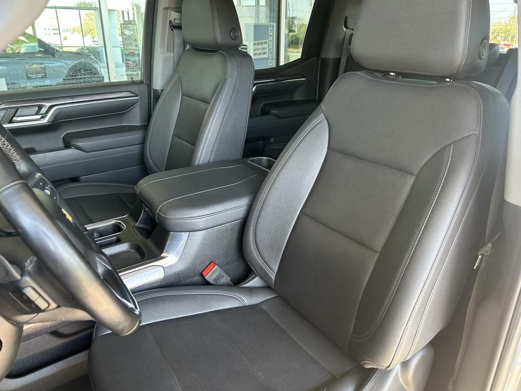 used 2024 Chevrolet Silverado 1500 car, priced at $41,698