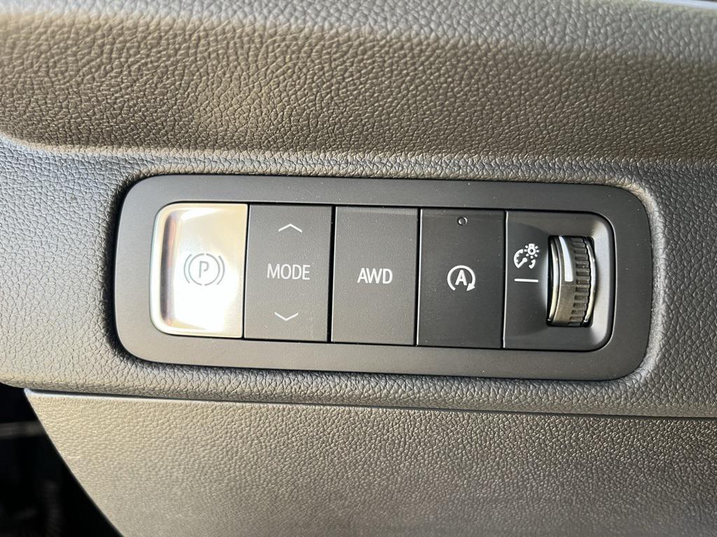 new 2026 Chevrolet Traverse car, priced at $59,750