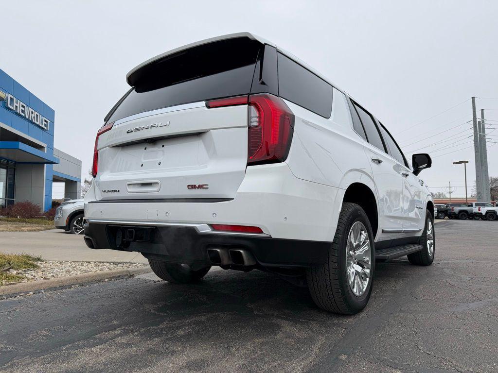 used 2025 GMC Yukon car, priced at $62,207