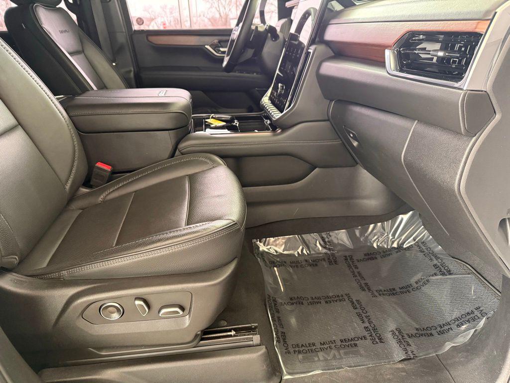 used 2025 GMC Yukon car, priced at $62,207