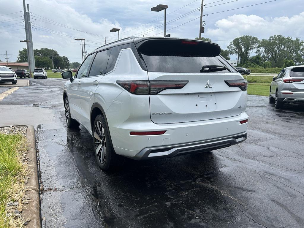 new 2025 Mitsubishi Outlander car, priced at $40,434