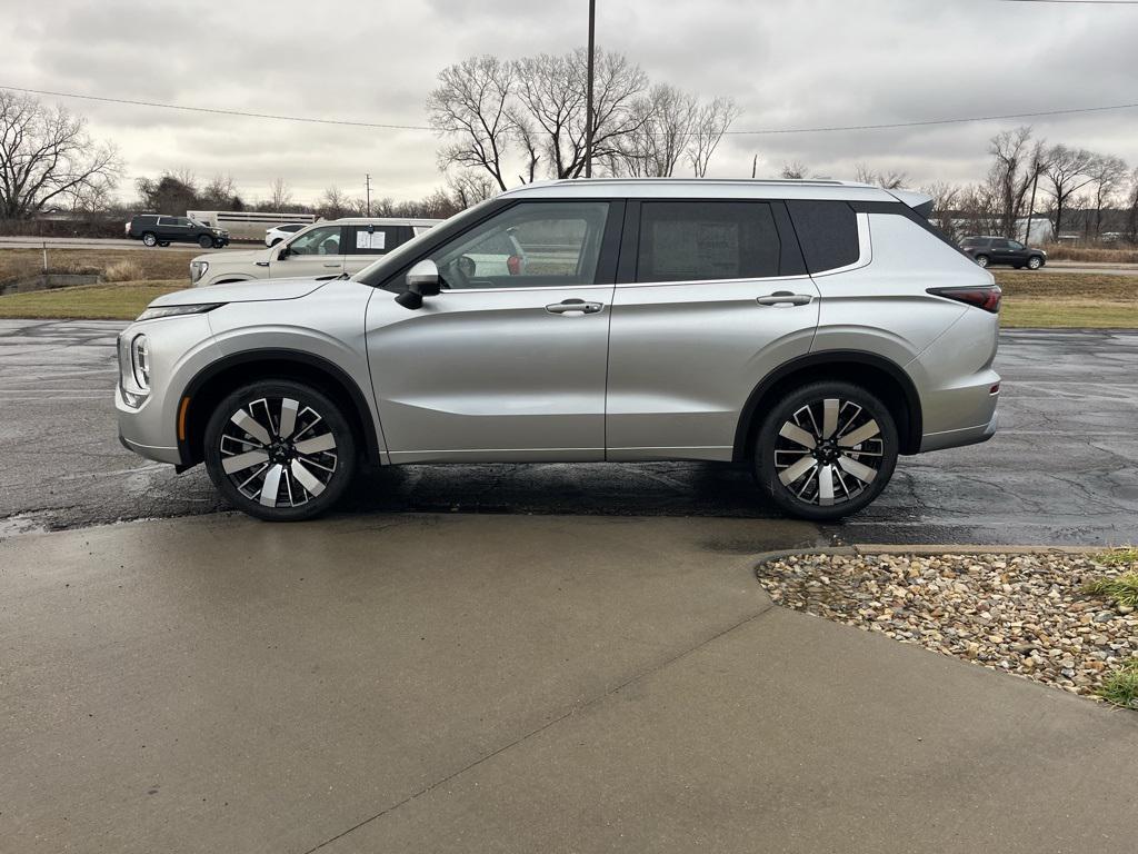 new 2026 Mitsubishi Outlander car, priced at $43,680