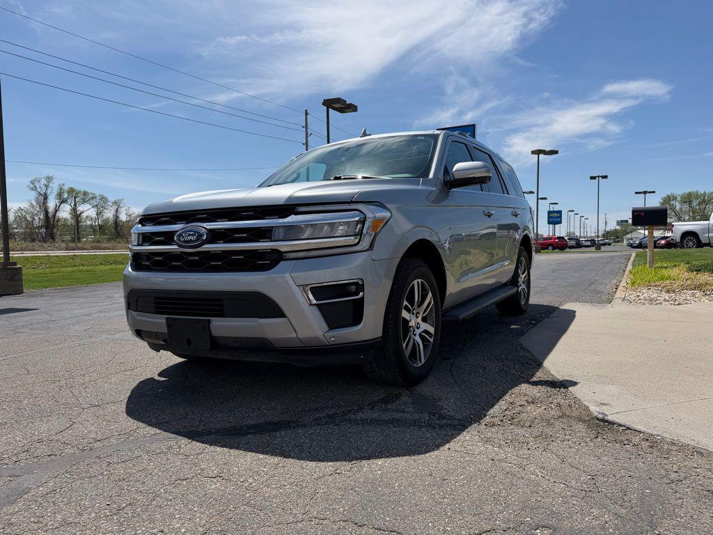 used 2024 Ford Expedition car, priced at $43,765