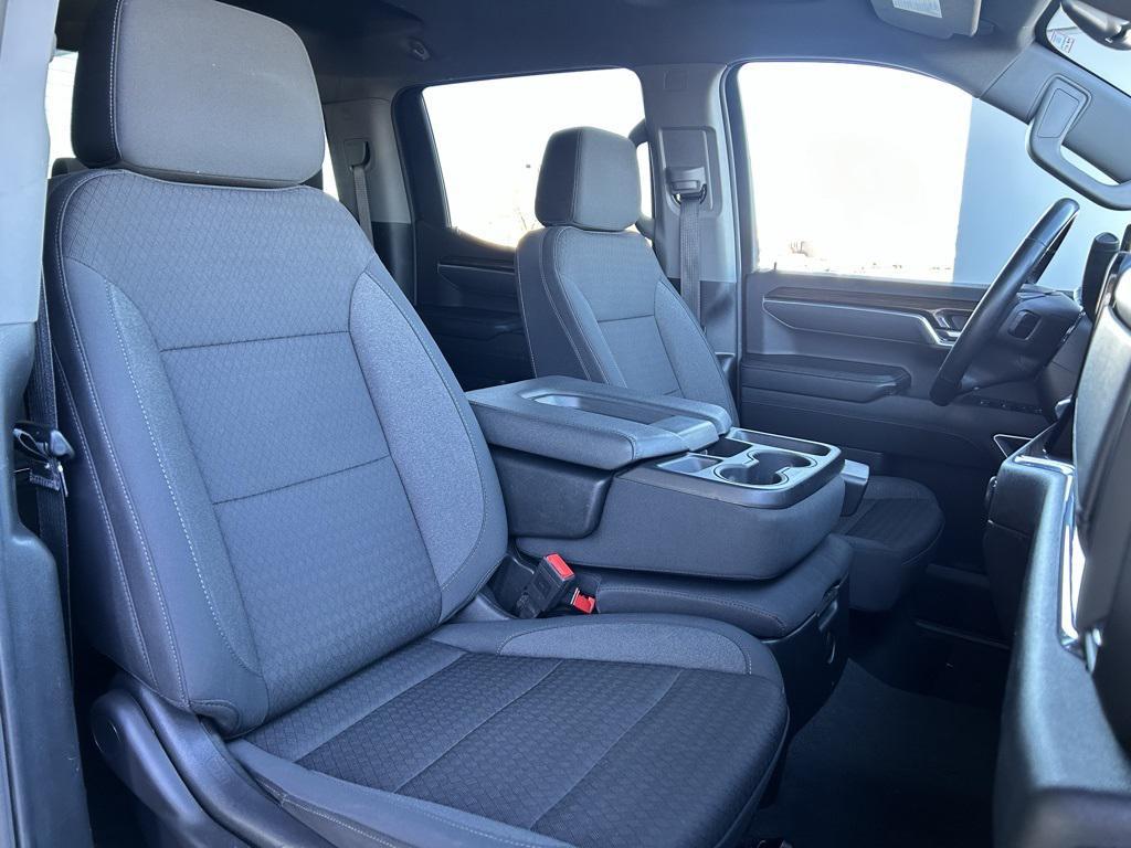 used 2025 Chevrolet Silverado 1500 car, priced at $41,894