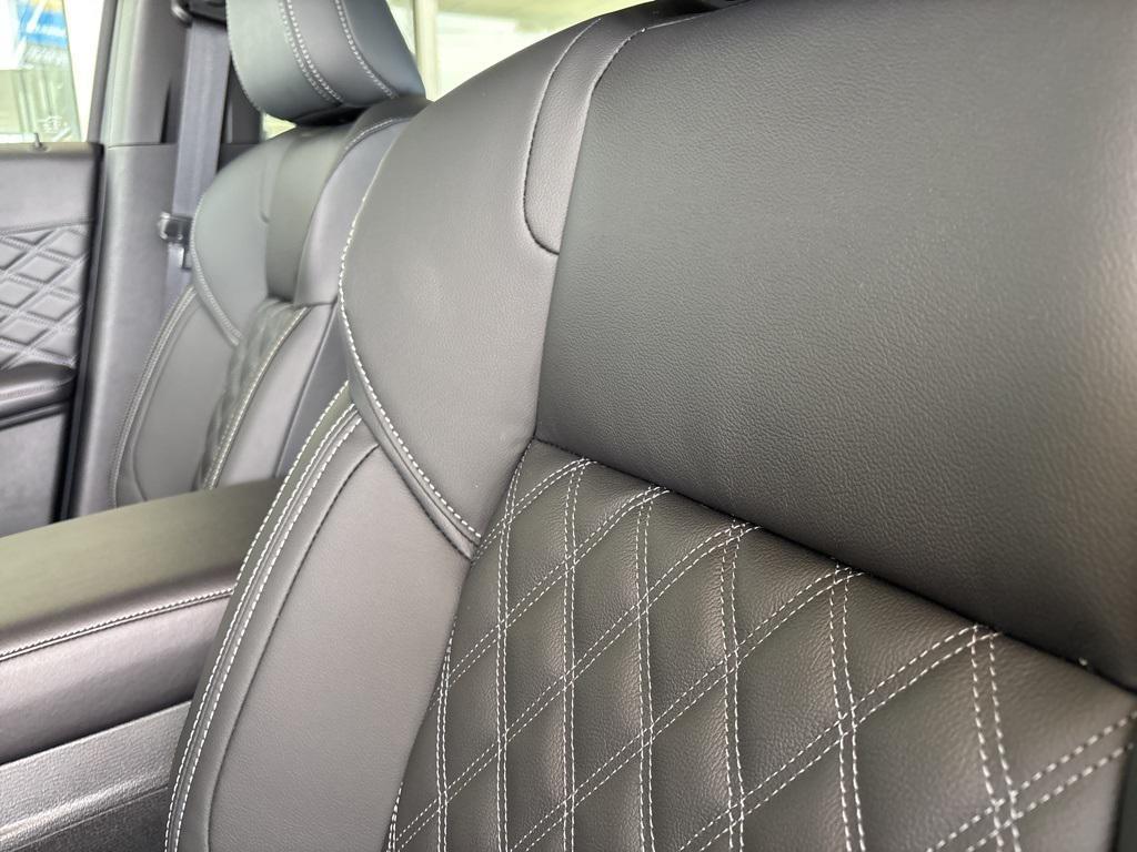 new 2025 Mitsubishi Outlander PHEV car, priced at $40,499