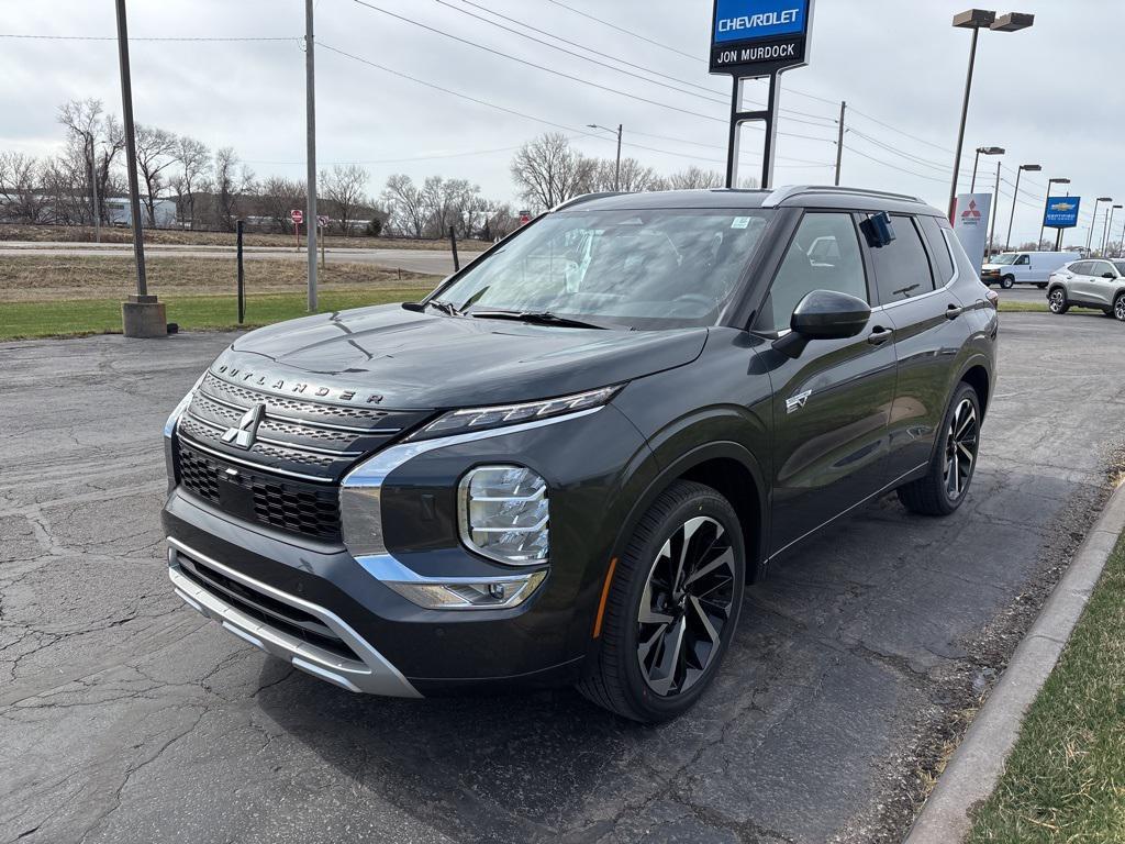 new 2025 Mitsubishi Outlander PHEV car, priced at $40,499