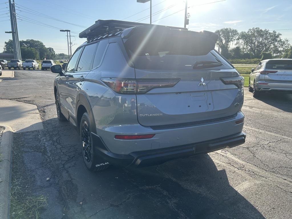new 2025 Mitsubishi Outlander car, priced at $38,839