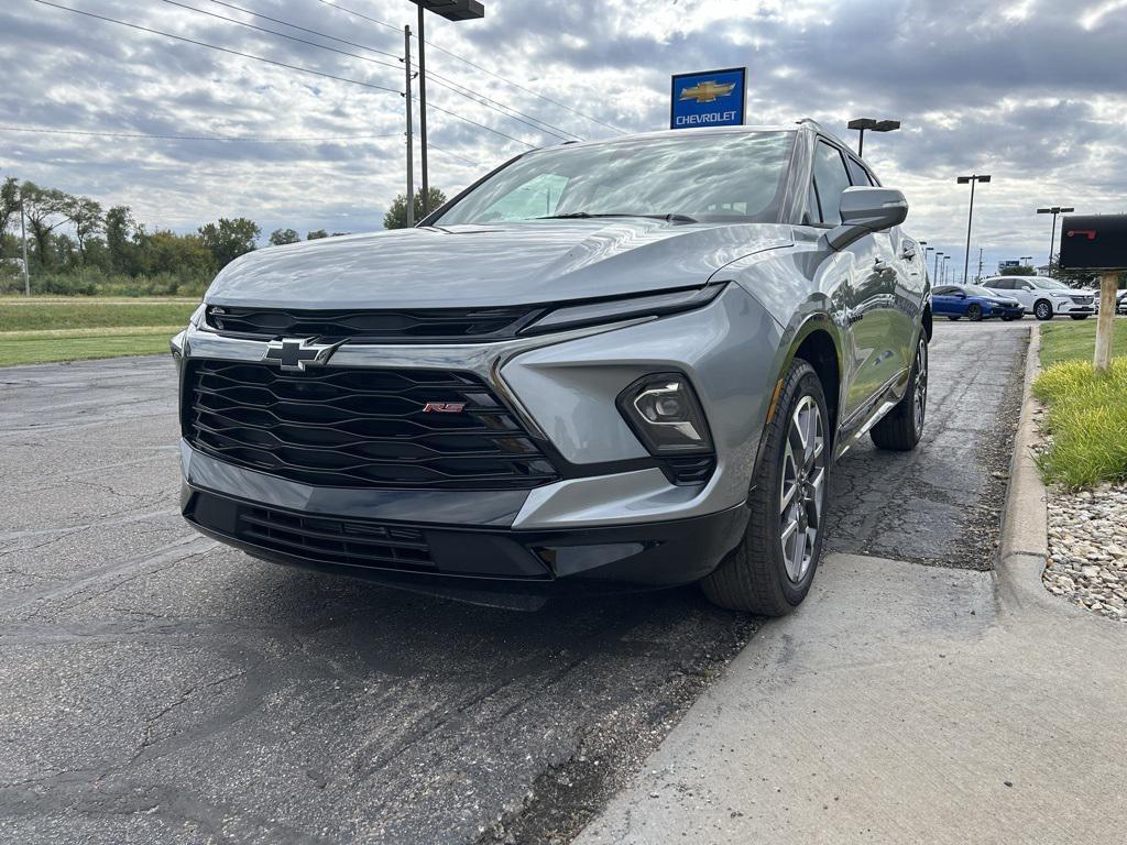 new 2025 Chevrolet Blazer car, priced at $46,889
