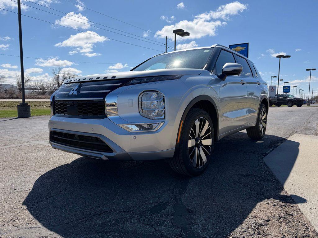 new 2026 Mitsubishi Outlander car, priced at $43,560