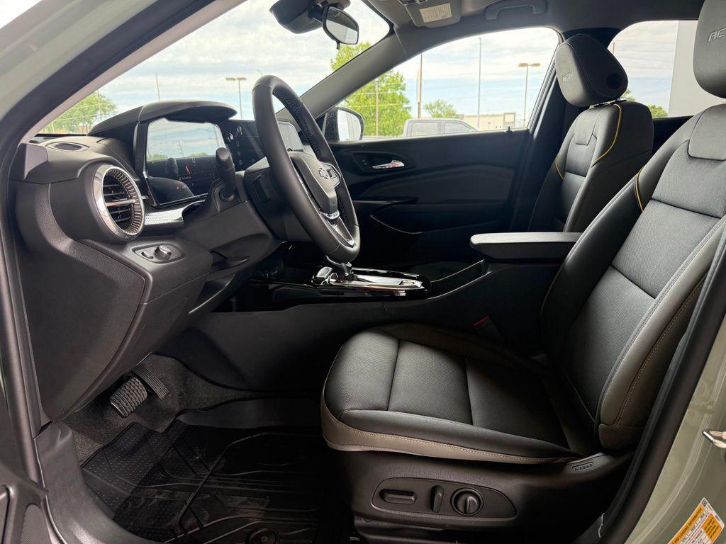 new 2026 Chevrolet Trax car, priced at $28,700