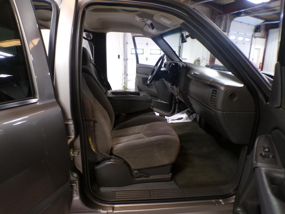 used 2006 Chevrolet Silverado 1500 car, priced at $12,995