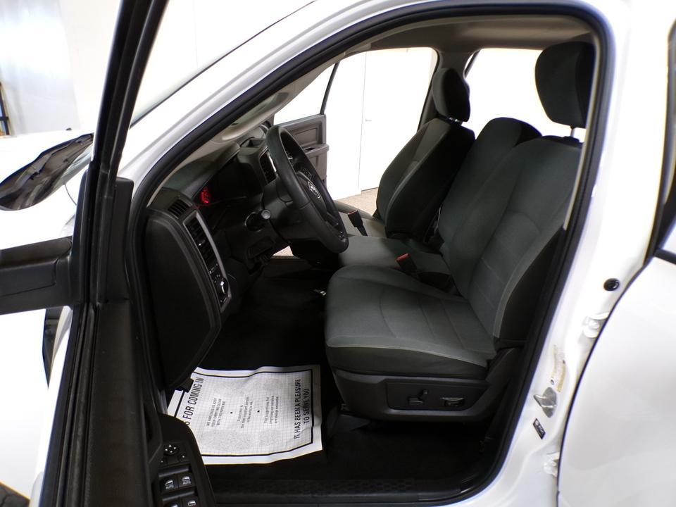 used 2022 Ram 1500 Classic car, priced at $18,995