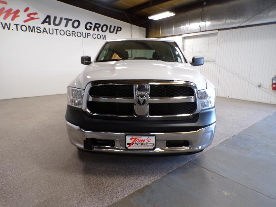 used 2022 Ram 1500 Classic car, priced at $18,995