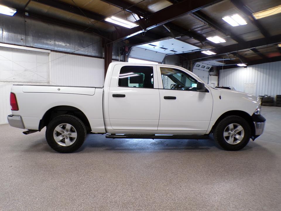 used 2022 Ram 1500 Classic car, priced at $18,995