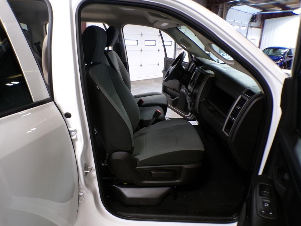 used 2022 Ram 1500 Classic car, priced at $18,995