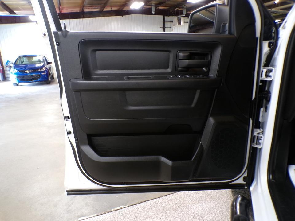 used 2022 Ram 1500 Classic car, priced at $18,995