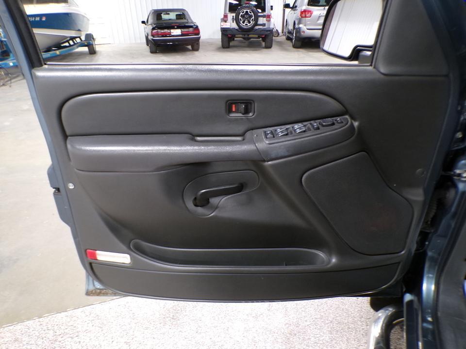 used 2006 GMC Sierra 1500 car, priced at $8,995