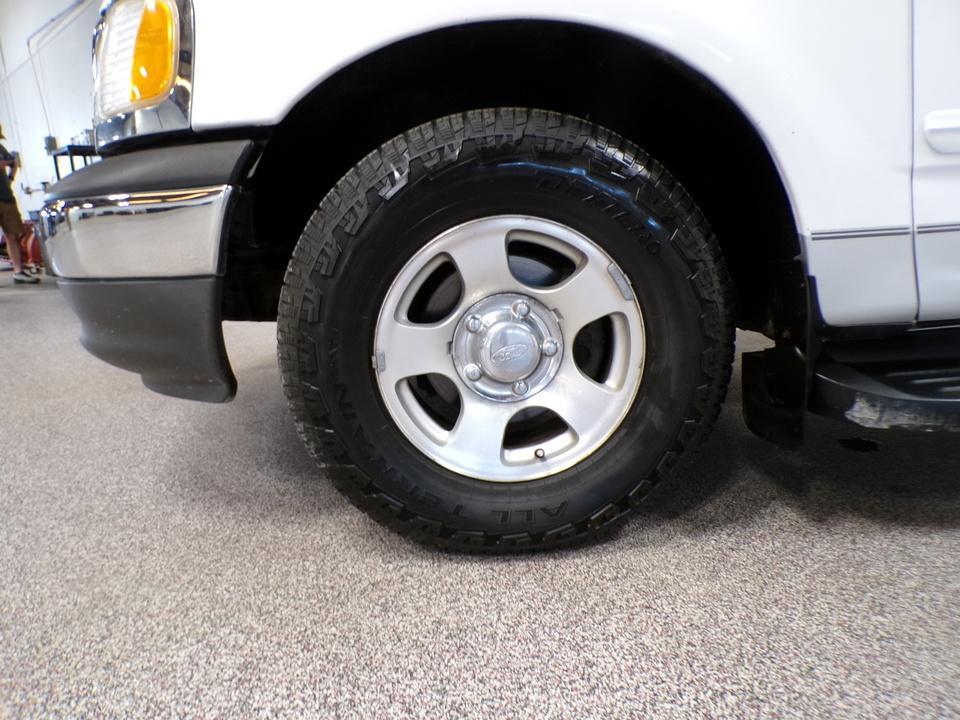 used 2002 Ford F-150 car, priced at $7,995