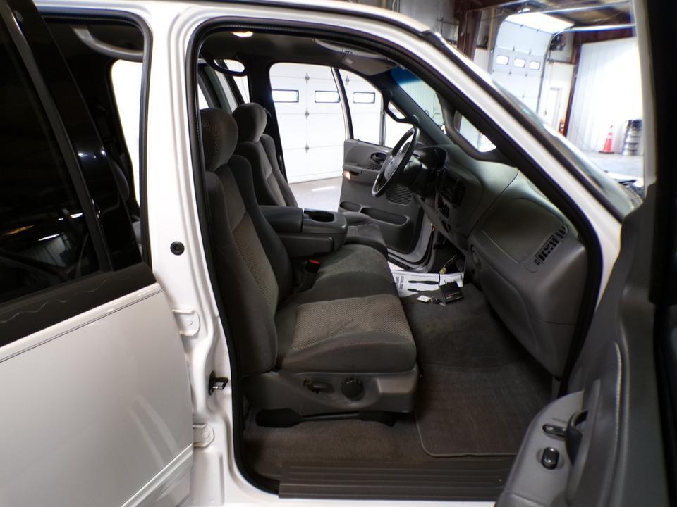 used 2002 Ford F-150 car, priced at $7,995