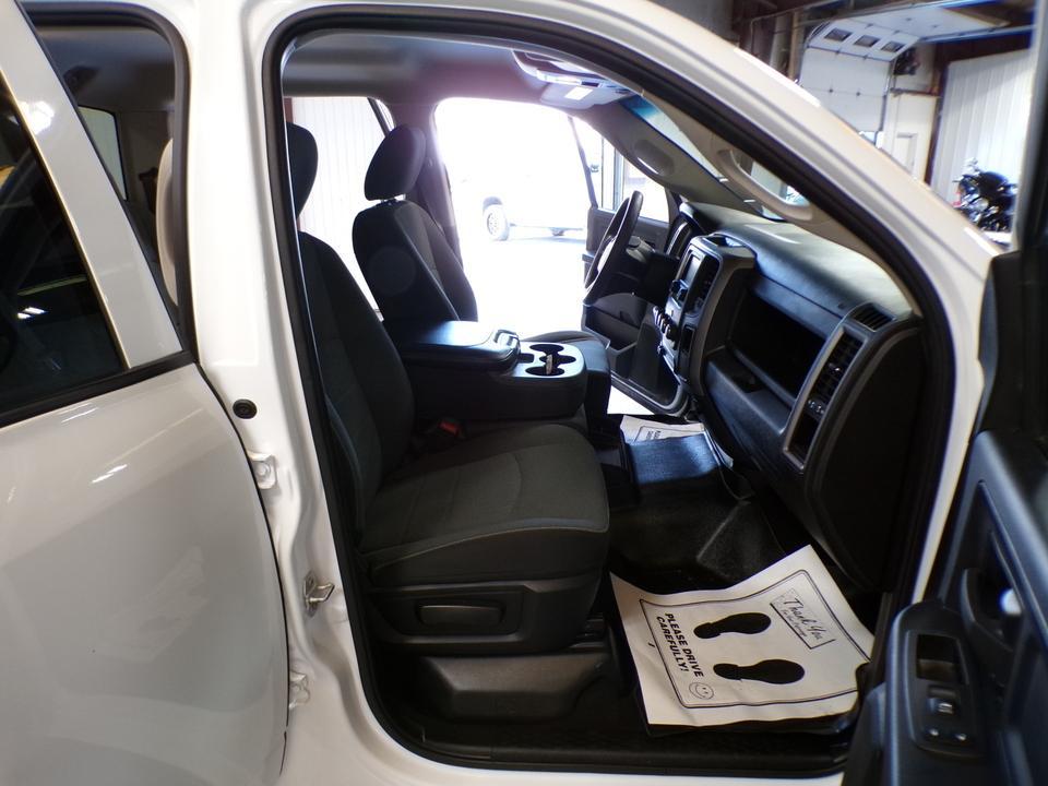 used 2022 Ram 1500 Classic car, priced at $13,995