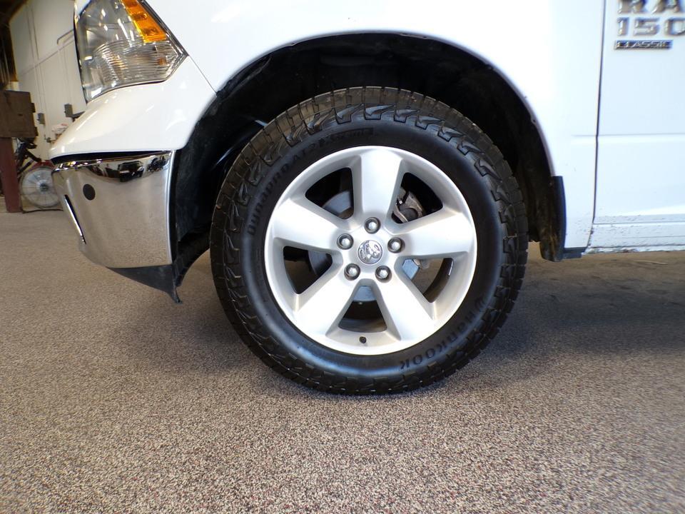 used 2022 Ram 1500 Classic car, priced at $13,995