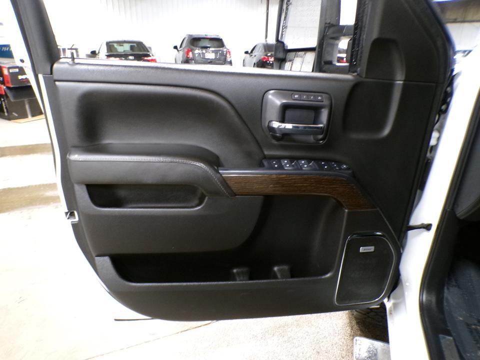 used 2019 GMC Sierra 2500 car, priced at $33,995