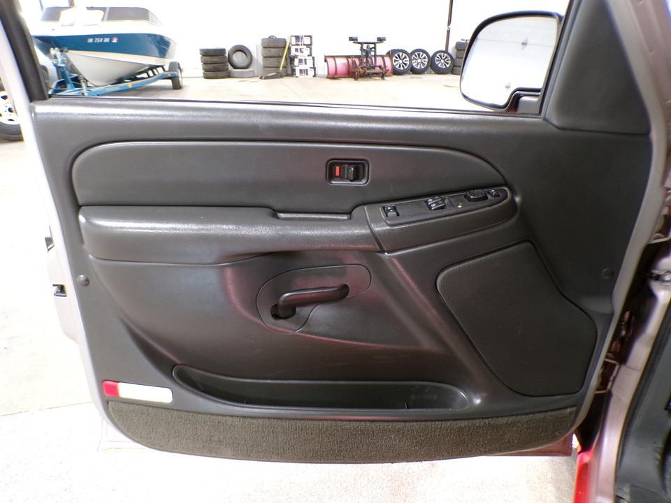 used 2004 Chevrolet Silverado 1500 car, priced at $6,995