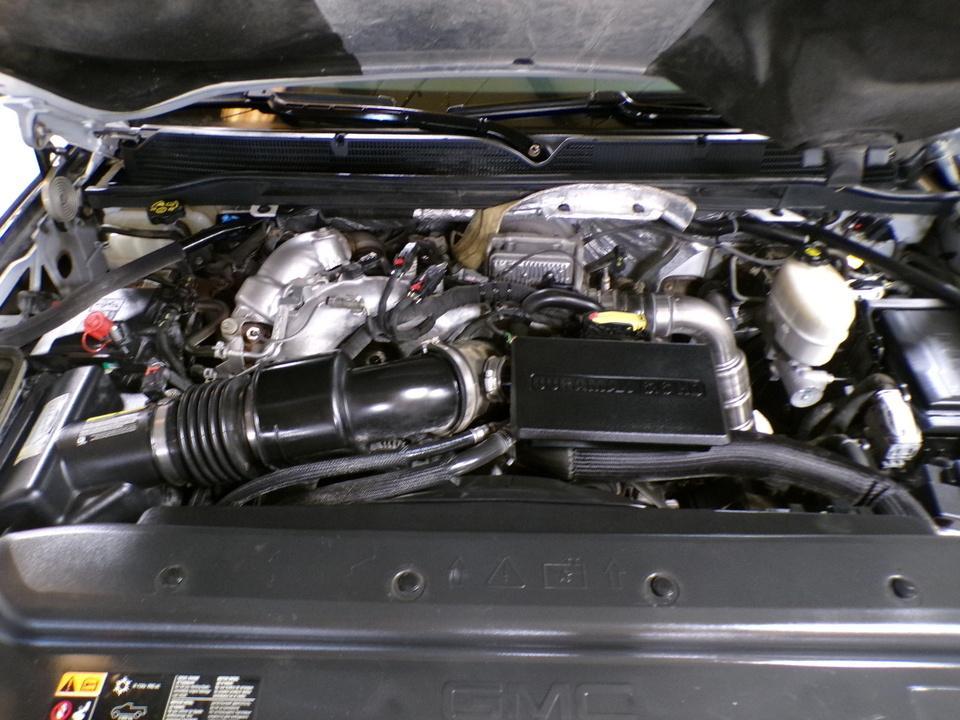 used 2017 GMC Sierra 2500 car, priced at $33,995