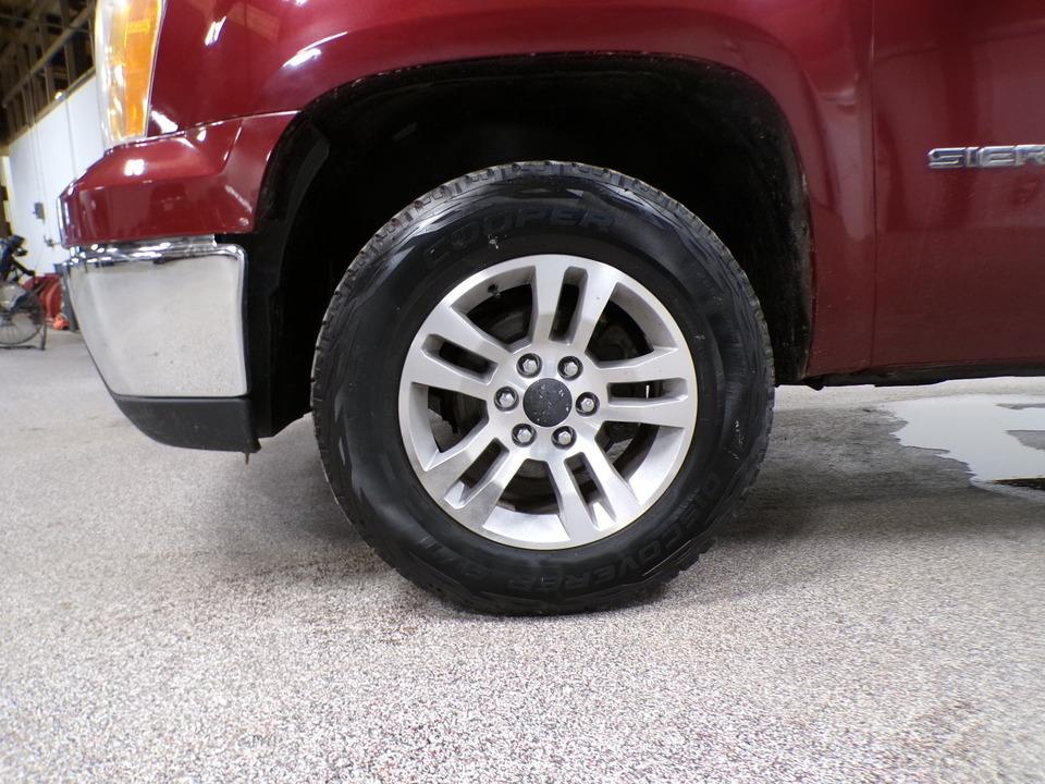 used 2013 GMC Sierra 1500 car, priced at $14,995