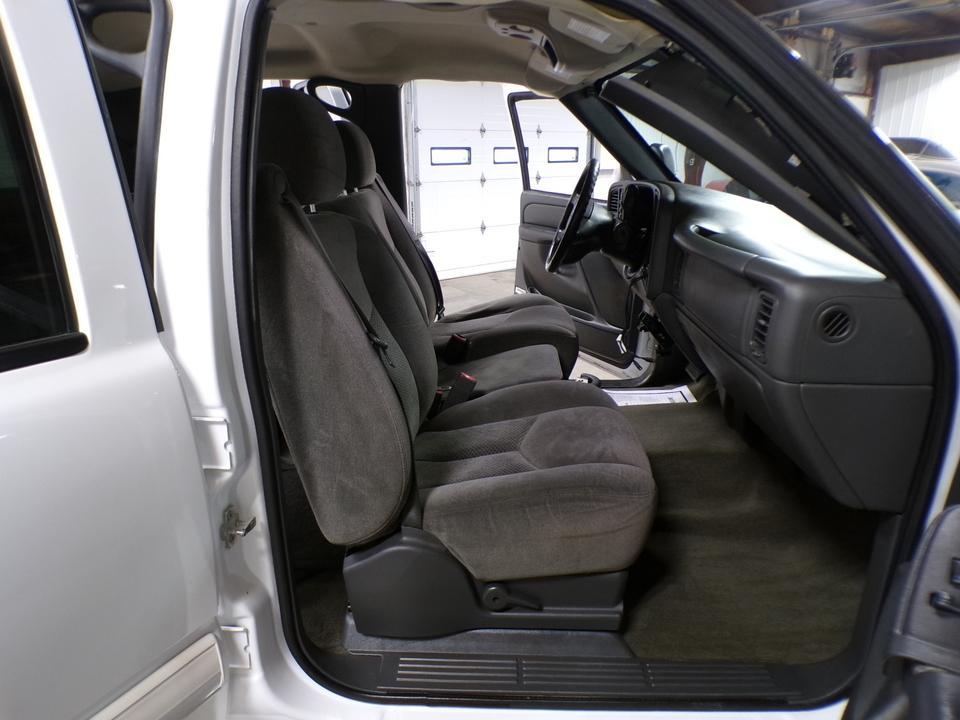 used 2007 Chevrolet Silverado 2500 car, priced at $10,995