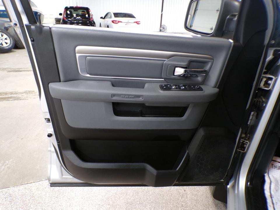 used 2019 Ram 1500 Classic car, priced at $20,495