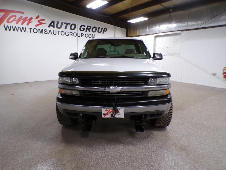 used 2001 Chevrolet Silverado 2500 car, priced at $13,995