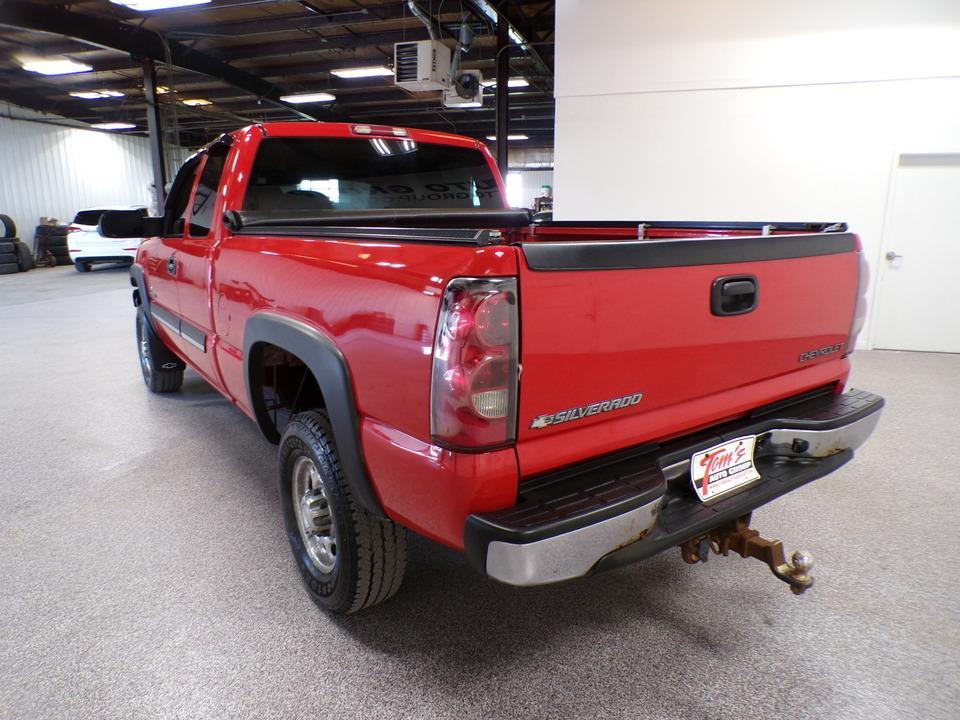 used 2005 Chevrolet Silverado 2500 car, priced at $12,995