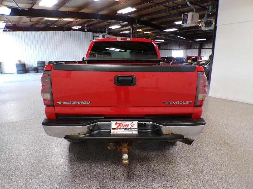 used 2005 Chevrolet Silverado 2500 car, priced at $12,995