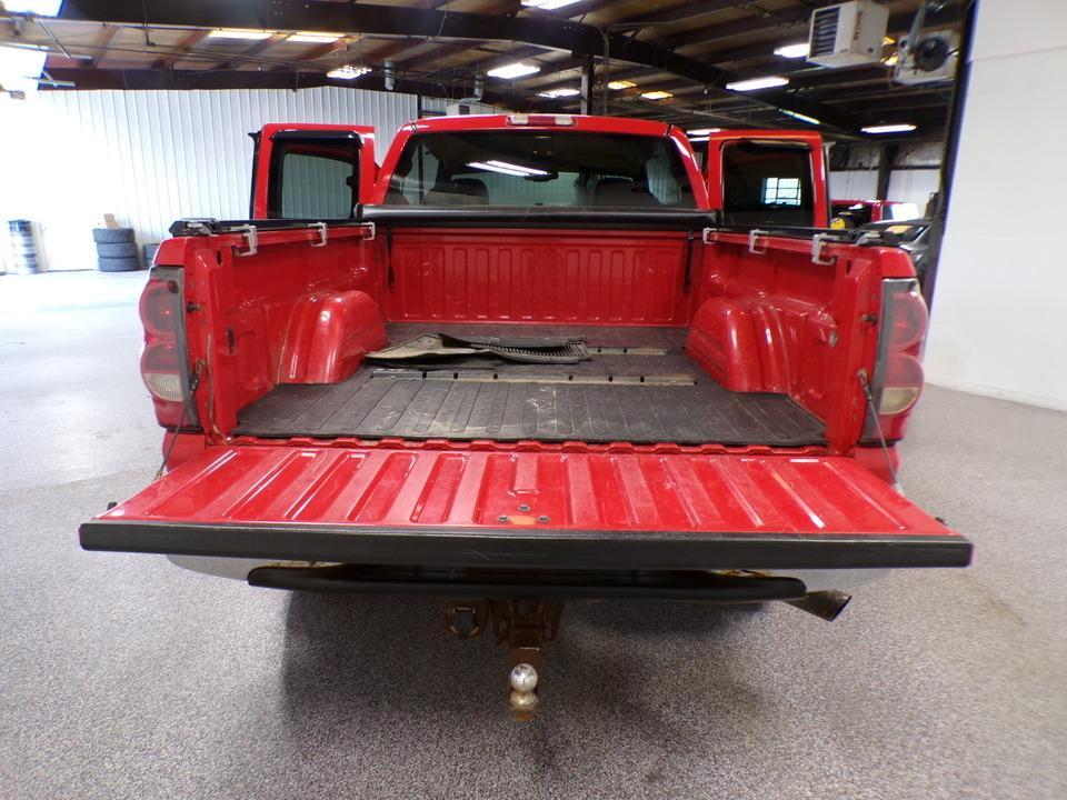 used 2005 Chevrolet Silverado 2500 car, priced at $12,995
