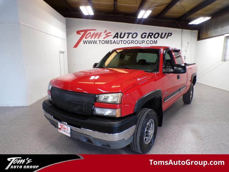 used 2005 Chevrolet Silverado 2500 car, priced at $12,995