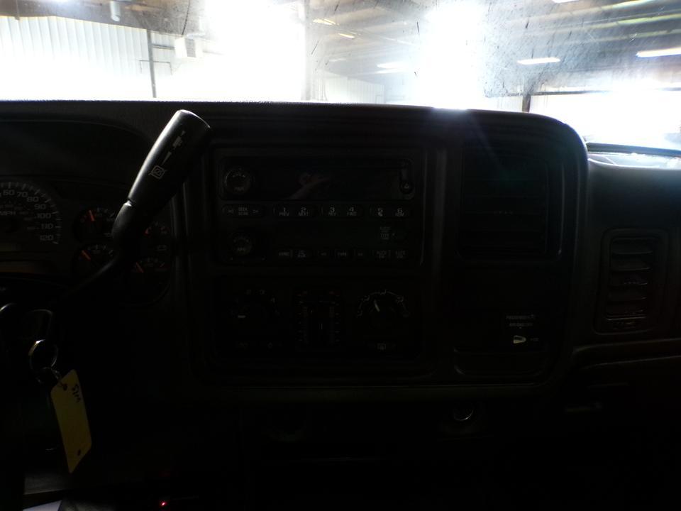 used 2005 Chevrolet Silverado 2500 car, priced at $12,995