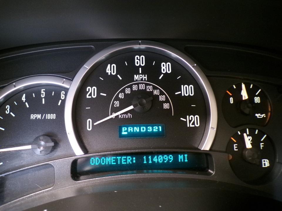 used 2004 Cadillac Escalade EXT car, priced at $10,995