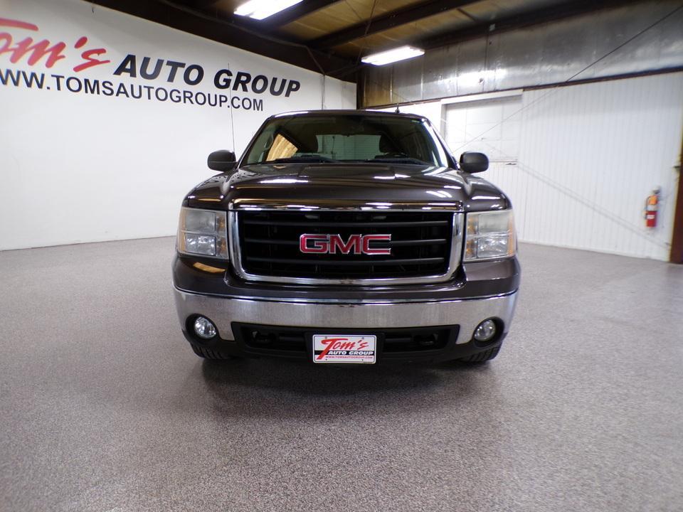 used 2010 GMC Sierra 1500 car, priced at $10,995