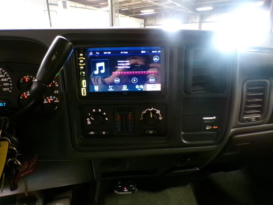 used 2004 Chevrolet Silverado 1500 car, priced at $10,995