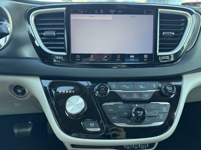 used 2023 Chrysler Pacifica car, priced at $21,994