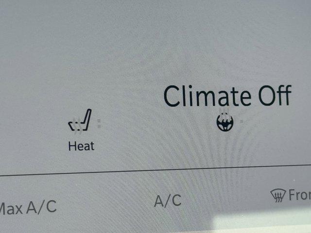 used 2023 Chrysler Pacifica car, priced at $21,994