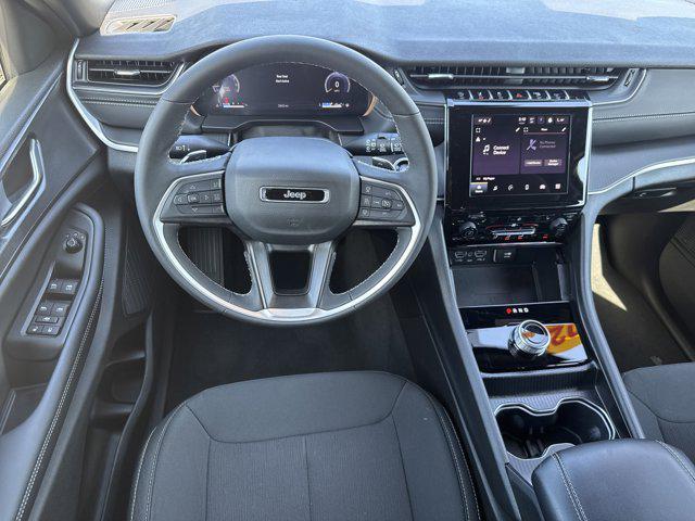 new 2025 Jeep Grand Cherokee car, priced at $35,692