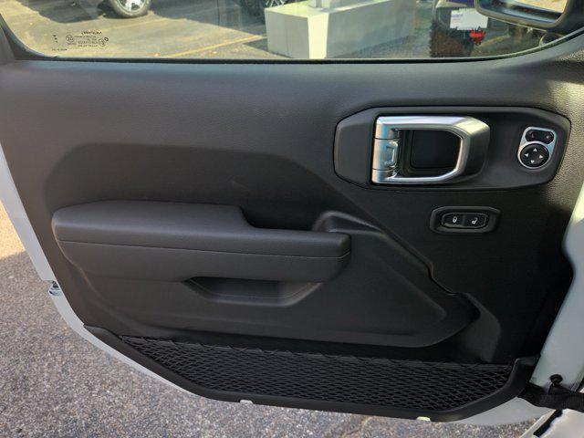 new 2026 Jeep Wrangler car, priced at $46,499