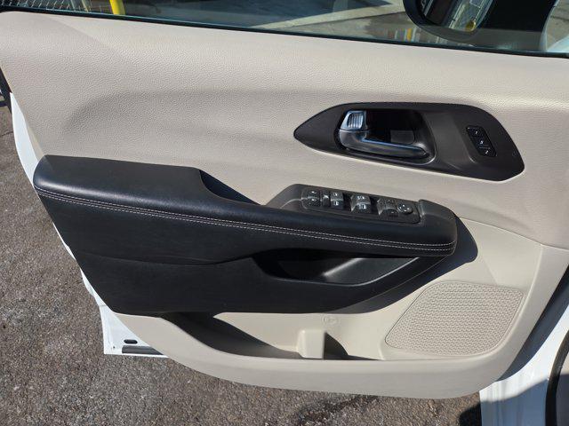 used 2023 Chrysler Pacifica car, priced at $24,993