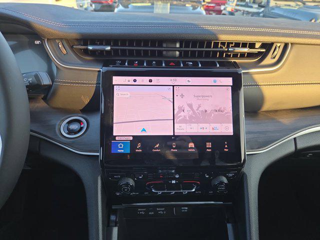 new 2025 Jeep Grand Cherokee car, priced at $49,999