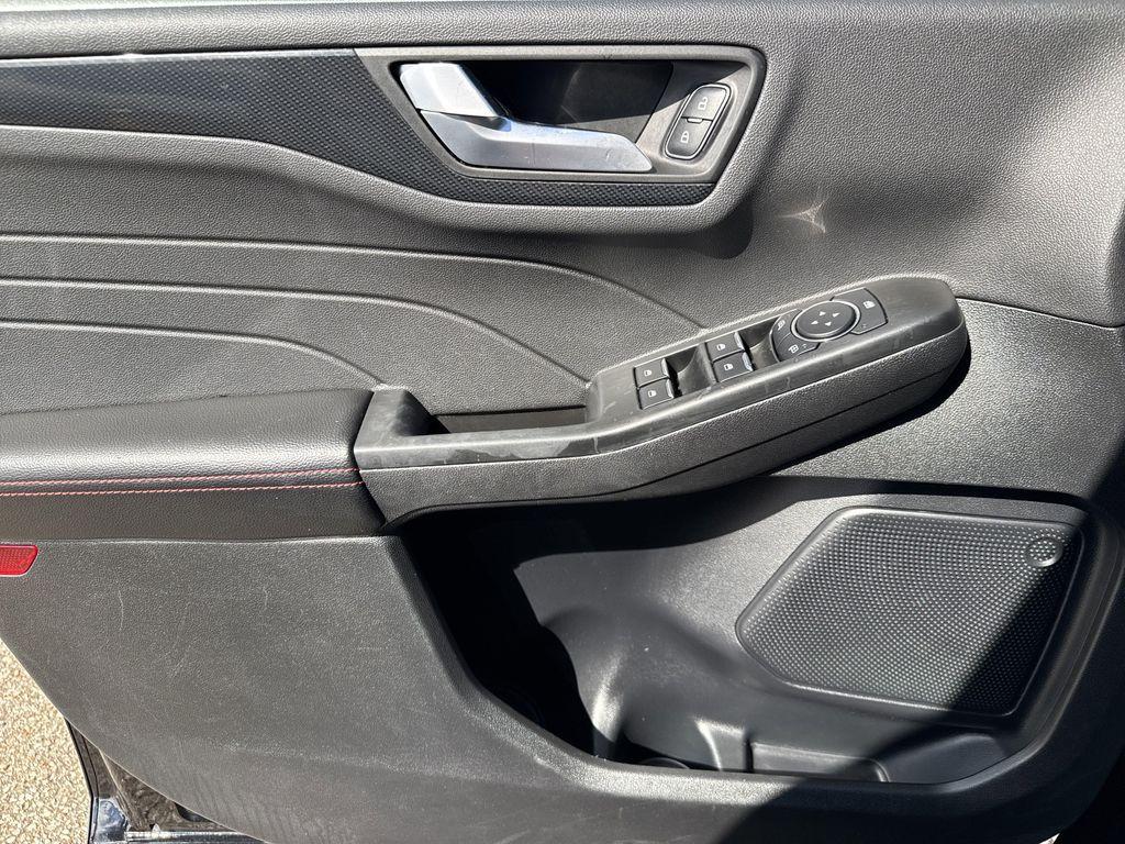 used 2025 Ford Escape car