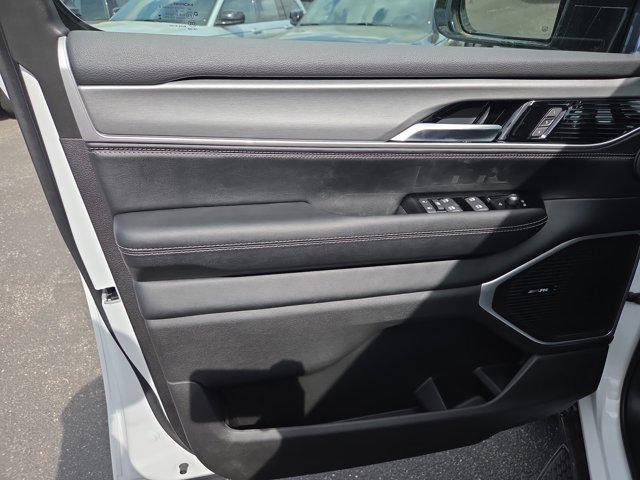 new 2026 Jeep Grand Wagoneer car, priced at $74,285